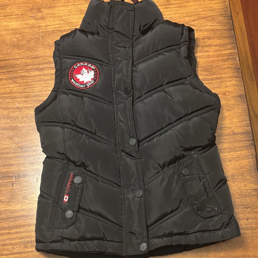 Canada Weather Gear Girls Black Cozy Vest Size M 10/12‎ to 15c No Hood